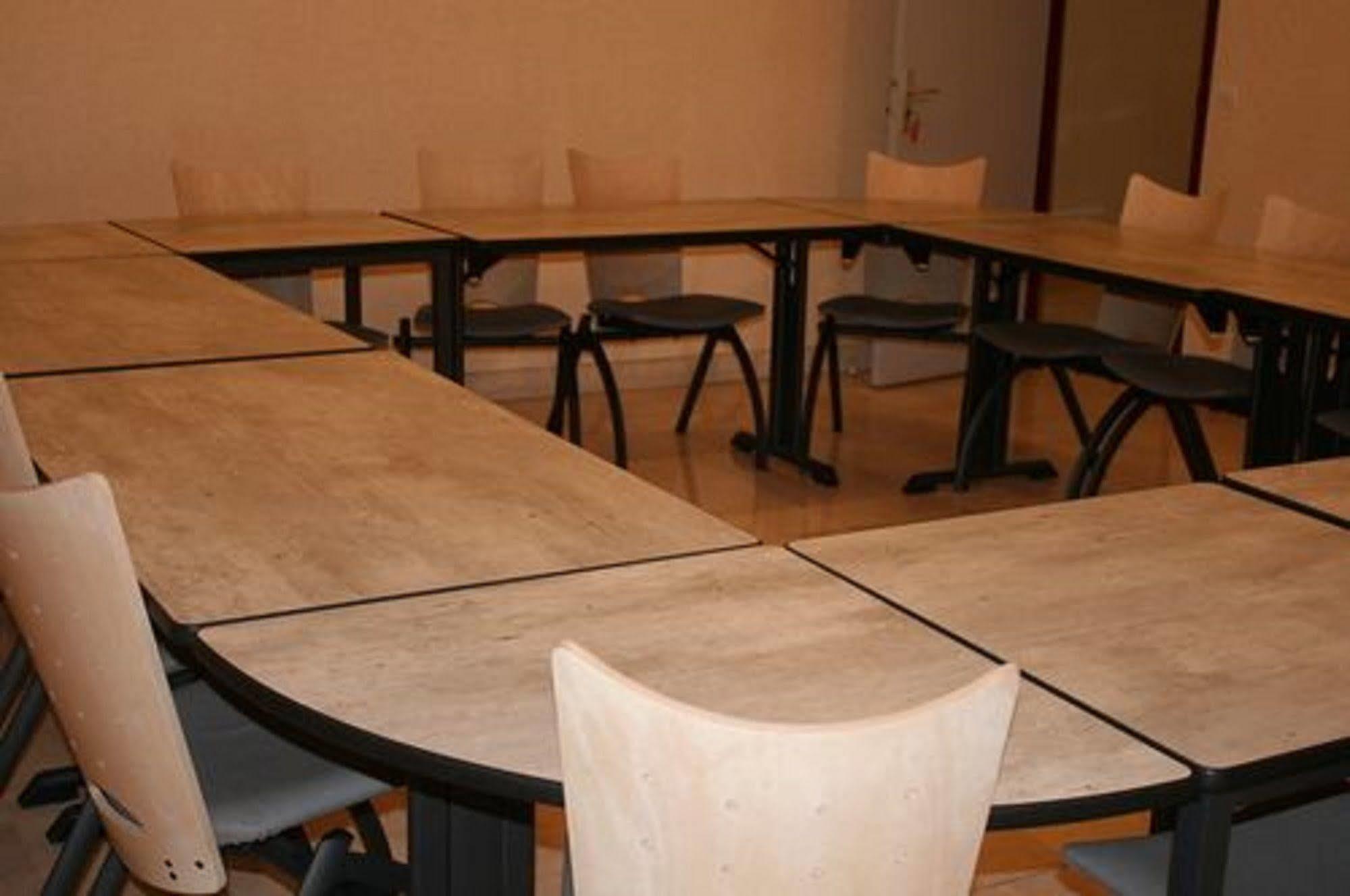 Residence Universitaire Lanteri Fontenay-aux-Roses Exterior foto